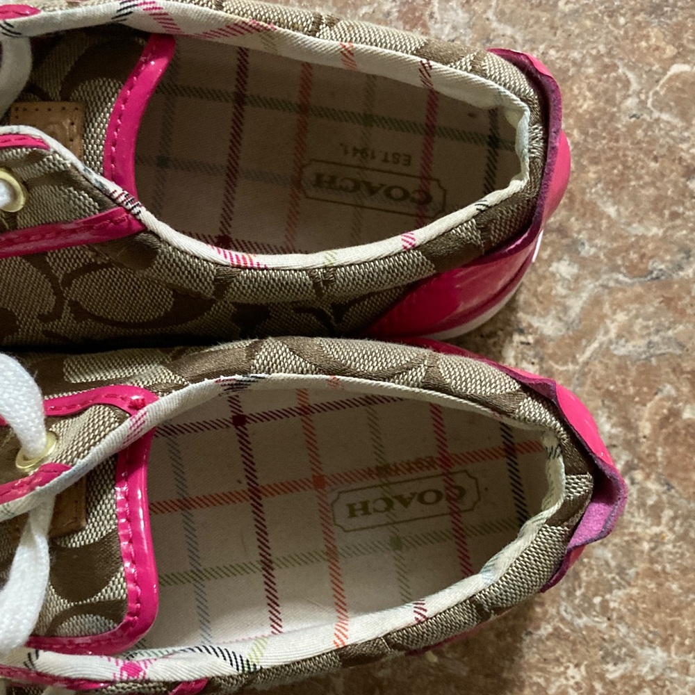 Coach Tan Signature Canvas Sneakers with Pink Trim - Picture 6 of 7